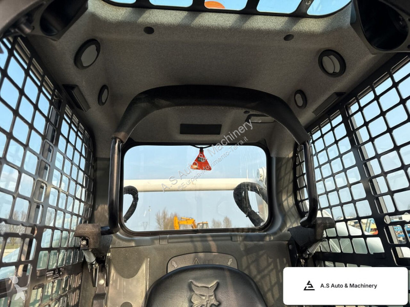 Pala cargadora Bobcat T590