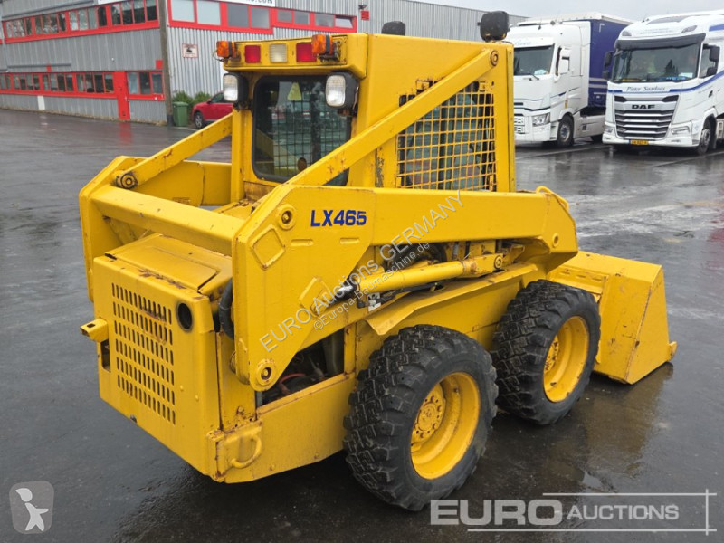 Shovel New Holland LX465