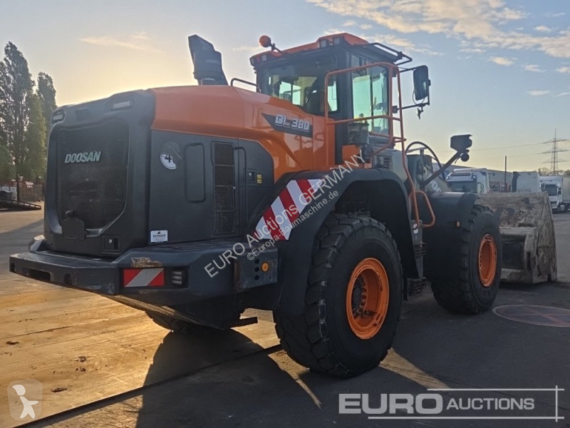 Doosan DL380-7 loader