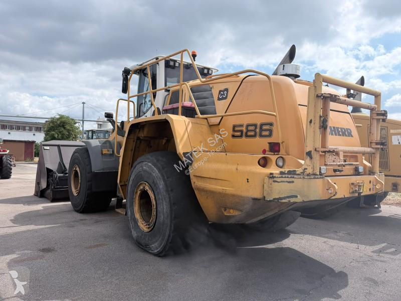 Shovel Liebherr