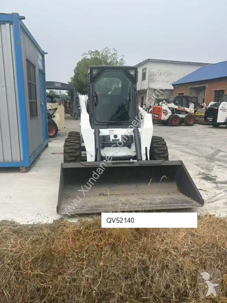 Shovel Bobcat