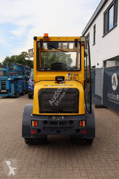 Eurotrac -CIF loader