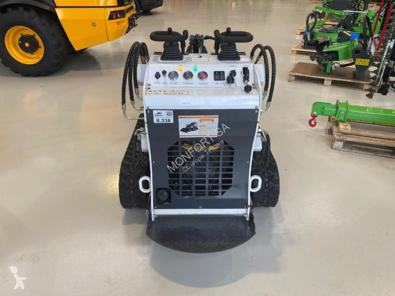 ME400 loader