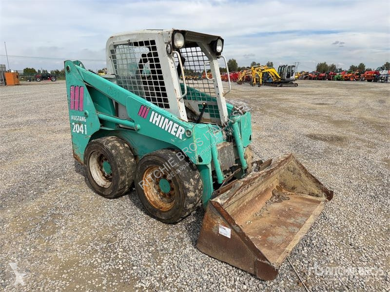 Chargeuse IHI 2041 Skid Steer Loader (Inoperable)