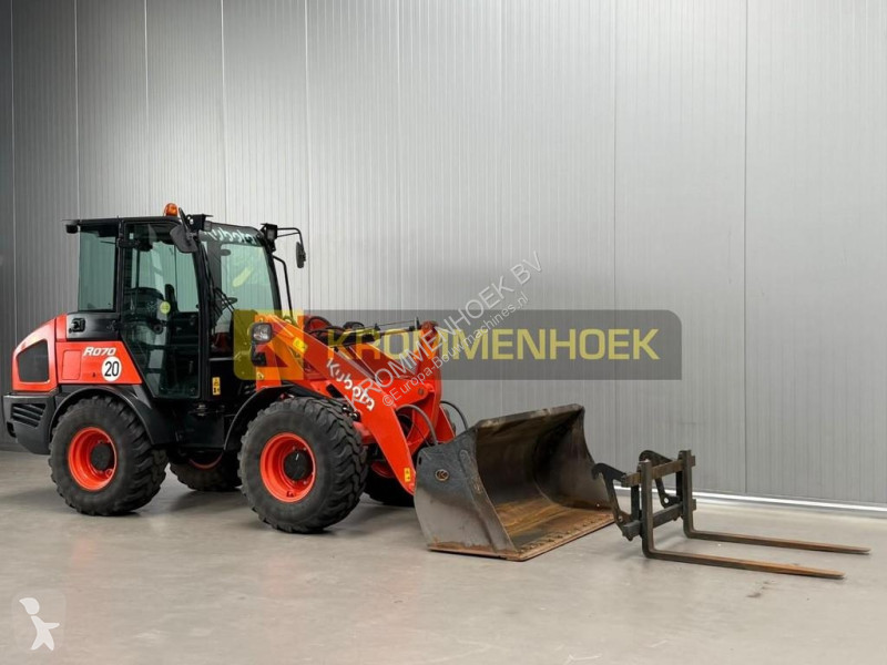 Pala cargadora Kubota R 070