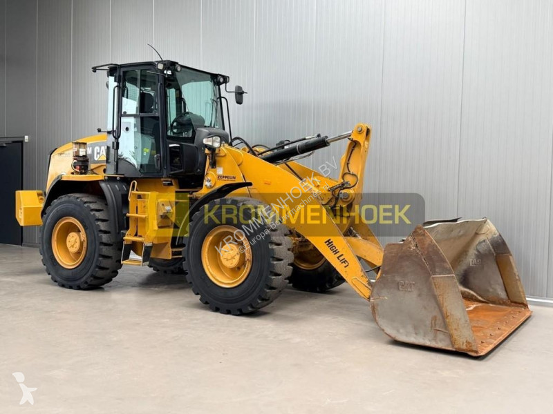 Фронтальный погрузчик Caterpillar 918 M Highlift