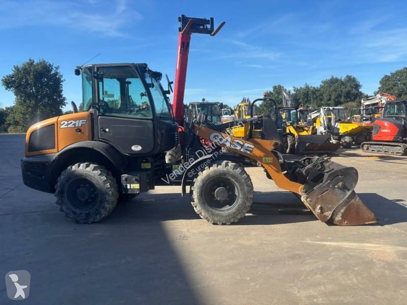 Lastare Case 221F