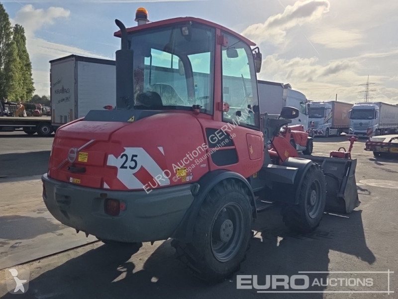 Lastare Volvo L28F