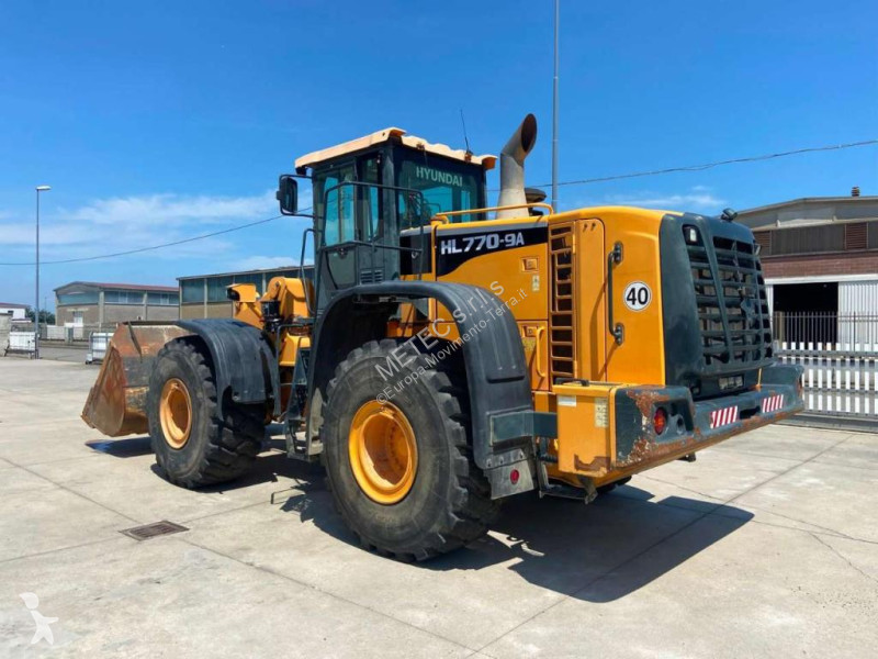 Chargeuse Hyundai 7709A