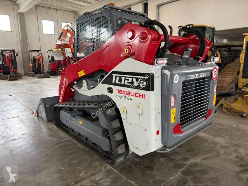 Chargeuse Takeuchi TL12V2