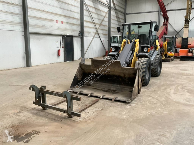 Chargeuse Mecalac AX 850