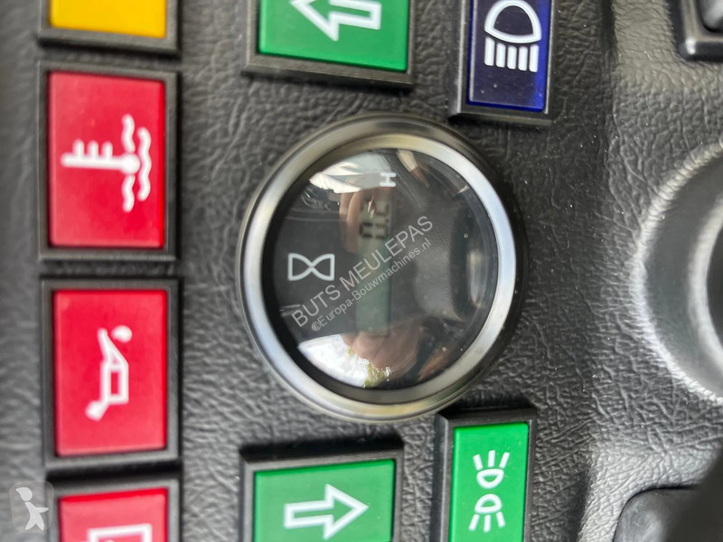 مُحمّلة Giant G1500