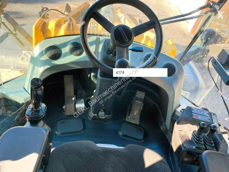 Shovel Liebherr