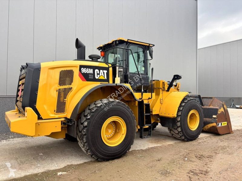 Товарач Caterpillar XE