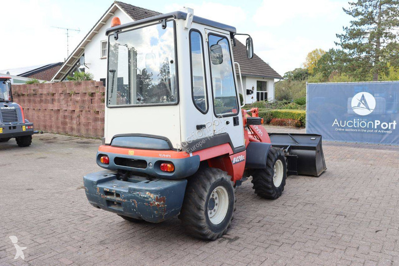Shovel Kubota N
