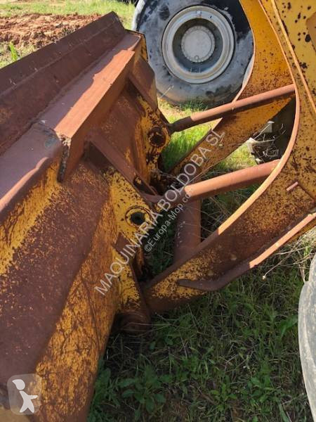 Shovel Volvo LM 846 35402