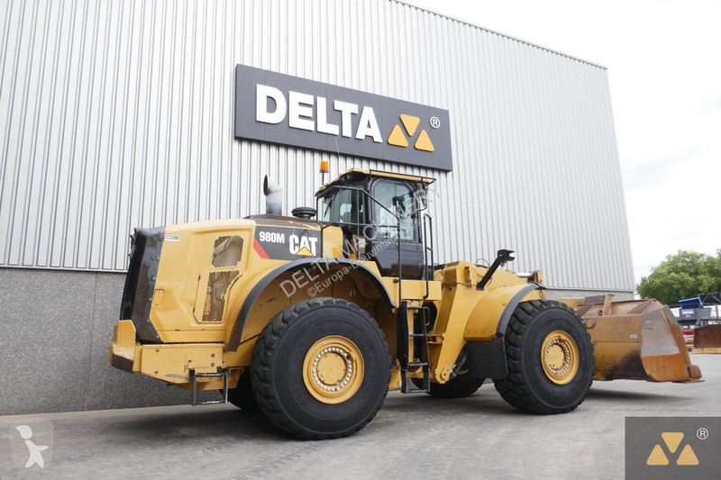 Nakladač Caterpillar 980M