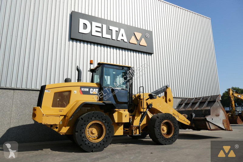 Pala Caterpillar 938M