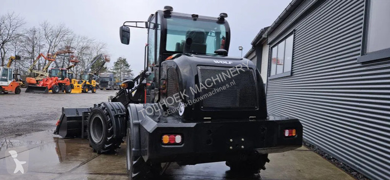 Shovel  WL825 telescopic loader. ( NEW ) stage 5