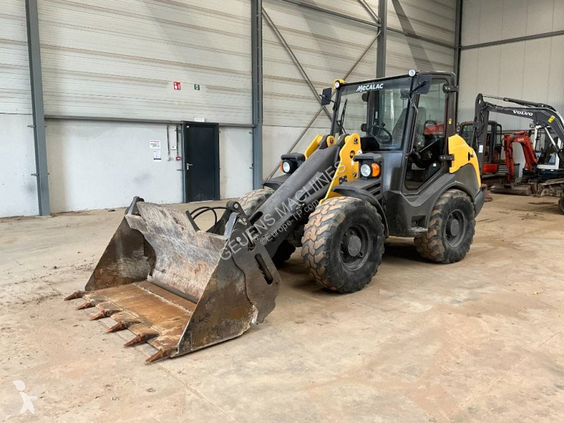 Shovel Mecalac AX 850