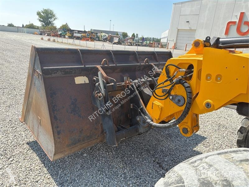 Навантажувач JCB Agri Wheel Loader