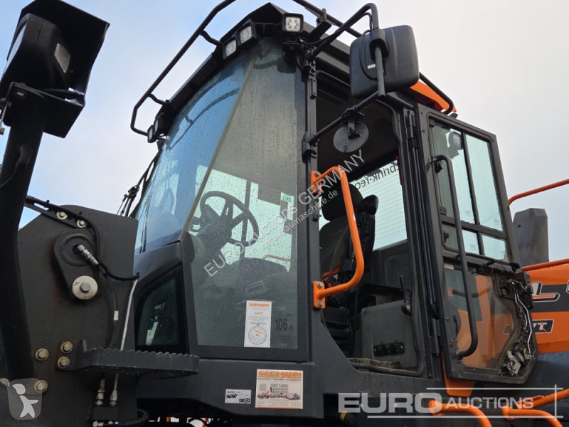 Shovel Doosan 7K