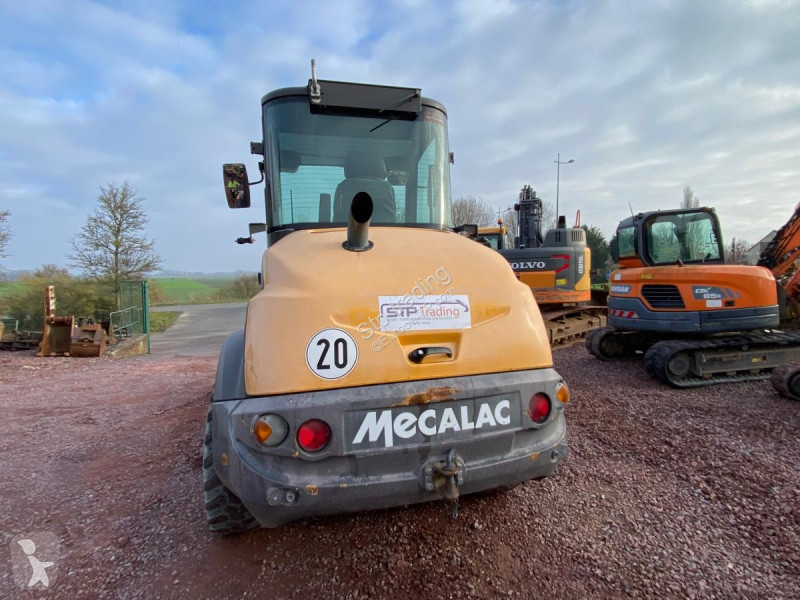 Pala cargadora Mecalac  AS 900