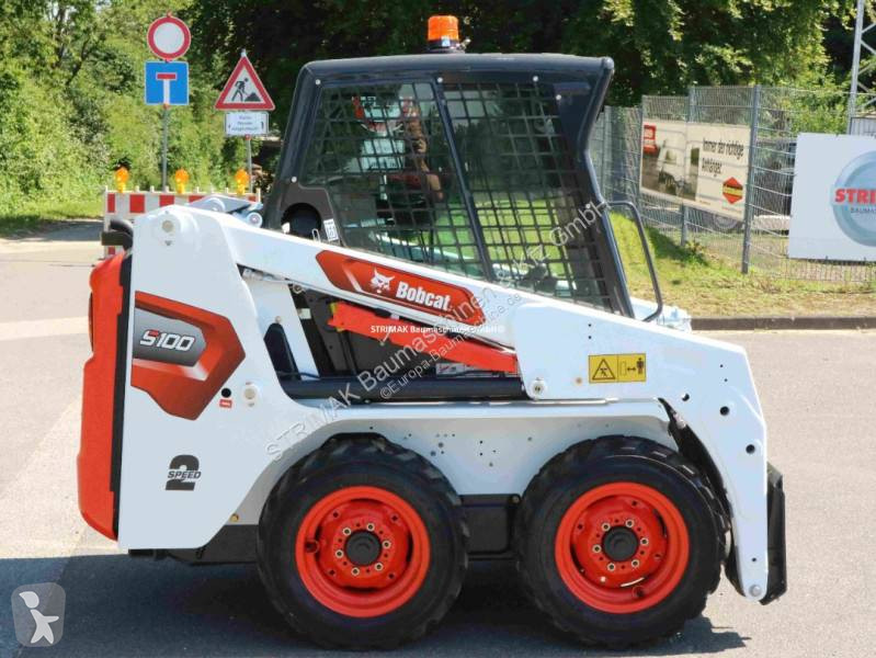 Shovel Bobcat S 100