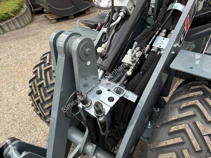 Shovel Giant G2700 X-TRA HD Y