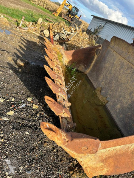 Shovel Caterpillar