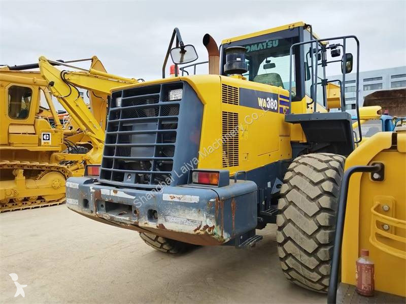 Lastare Komatsu WA380