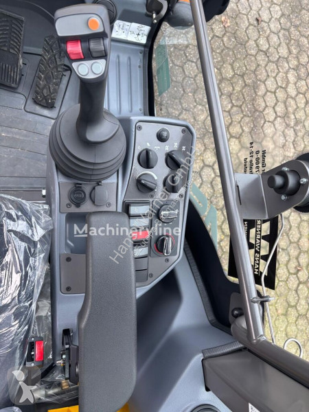 Incarcator Mecalac AS 750