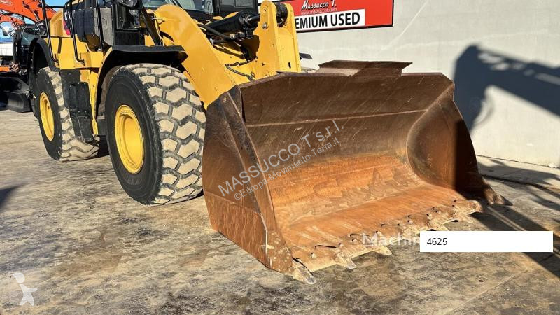 Shovel Caterpillar 950M