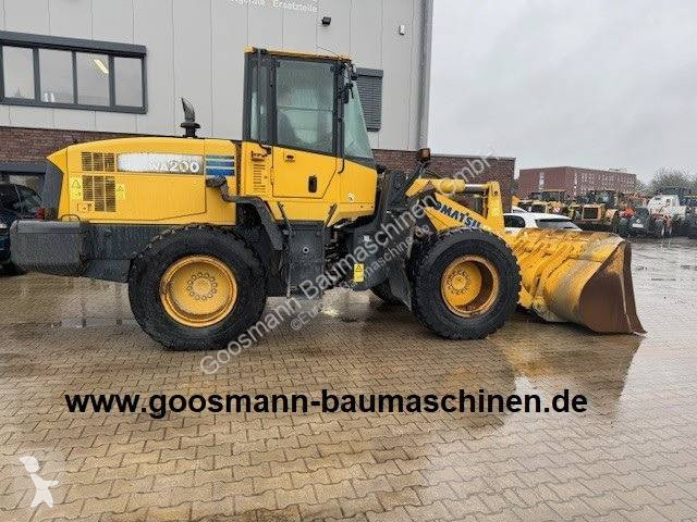 Lastare Komatsu WA200-5