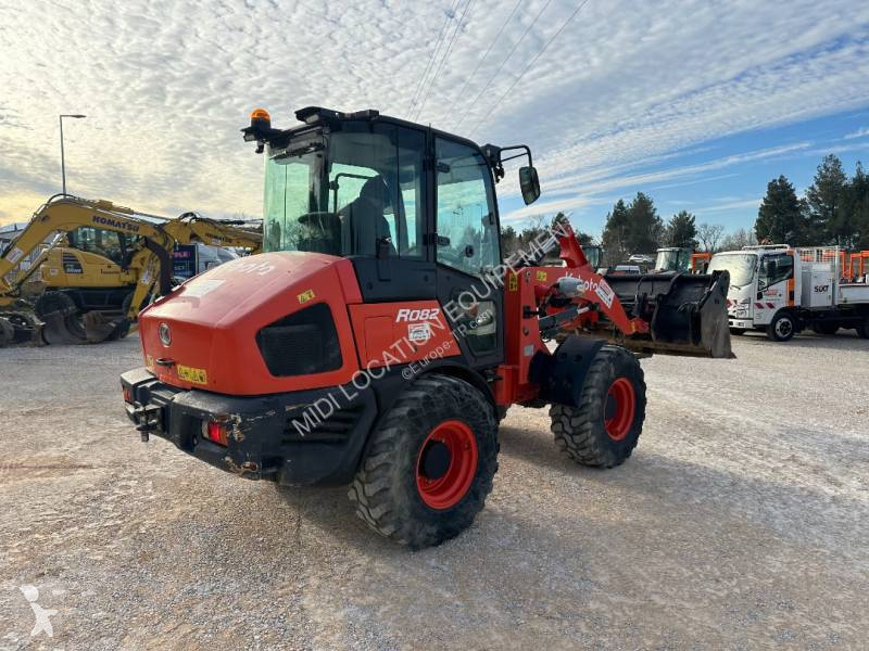 Incarcator Kubota R082