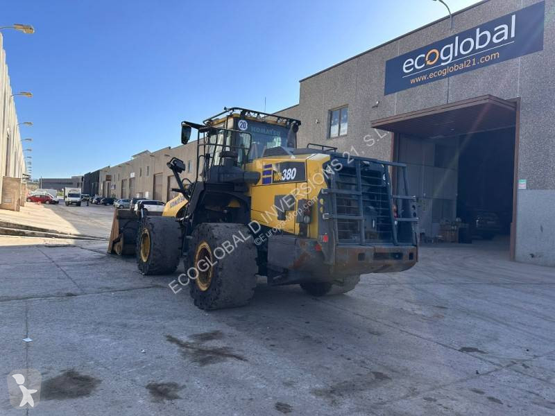 Pala Komatsu 8EO