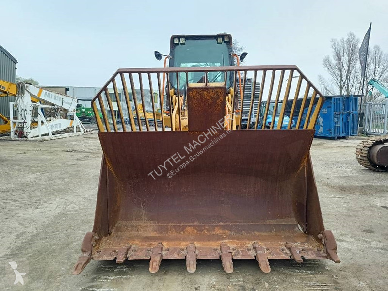 Shovel Caterpillar crawler loader tracked...
