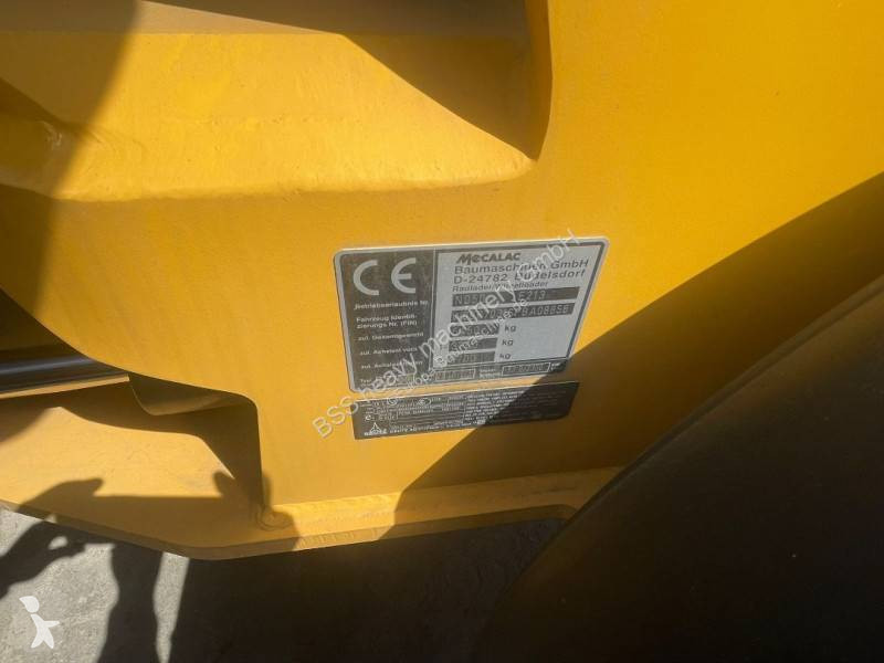 Incarcator Mecalac AX700