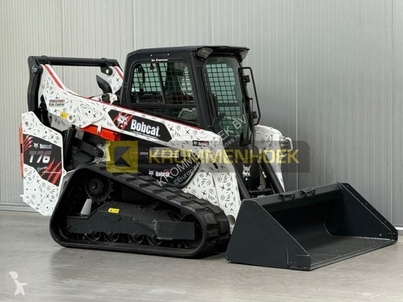 Shovel Bobcat T 76