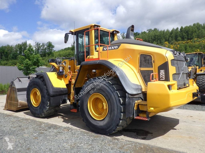 مُحمّلة Volvo L 220 H