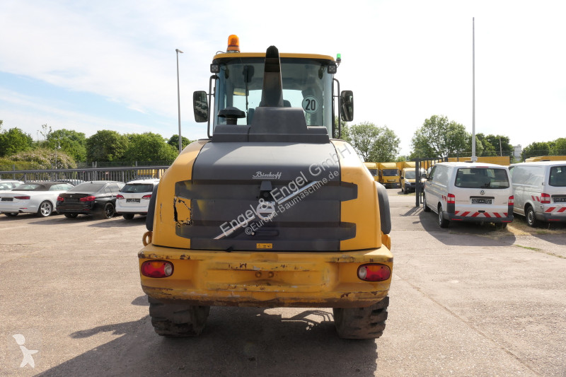 Shovel Volvo L45H