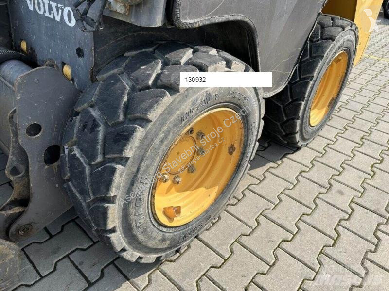 Shovel Volvo MC70C