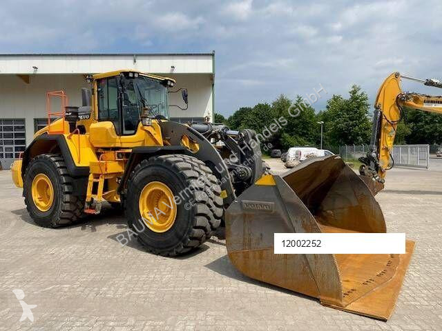 مُحمّلة Volvo L 260 H 6.8 cbm MIETE / RENTAL...
