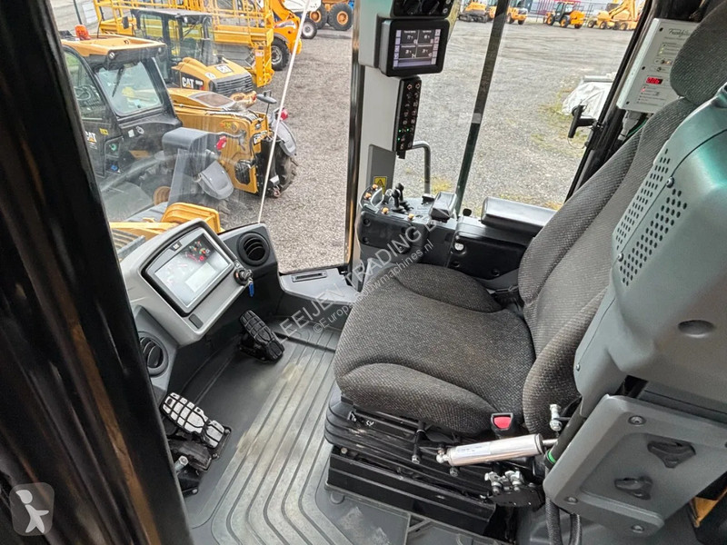 Shovel Caterpillar 972M XE Wheelloader, made in...