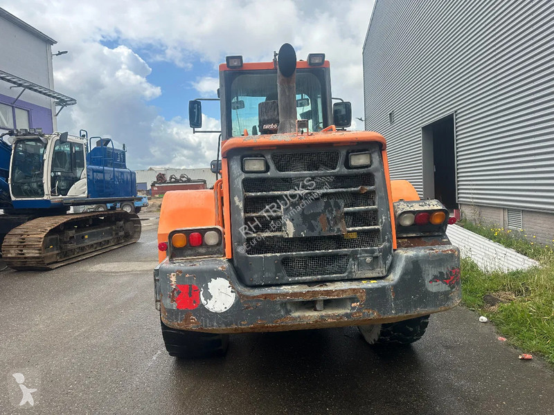 Pá carregadora Doosan 4X4, CE, 6117 HOURS