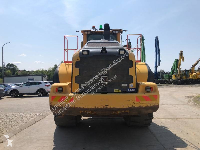 Nakladač Volvo L220H