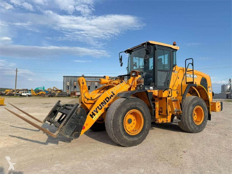 Pala Hyundai HL 955