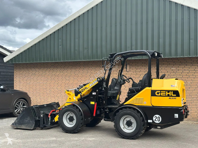 Shovel Gehl AL550