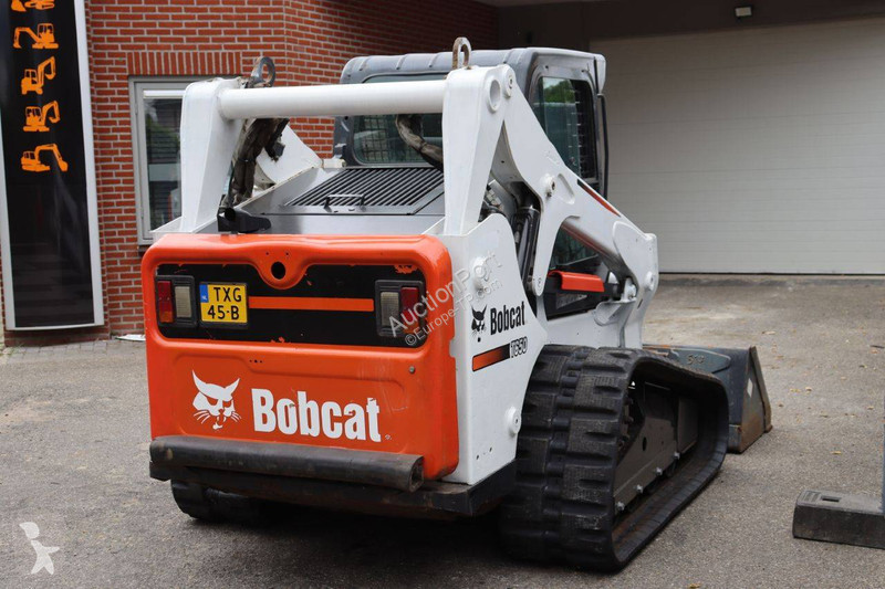 Pá carregadora Bobcat