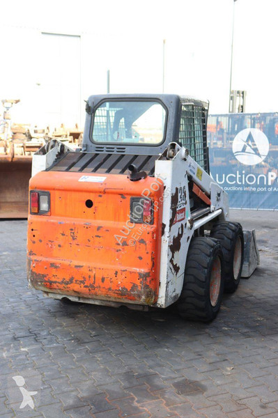 Shovel Bobcat
